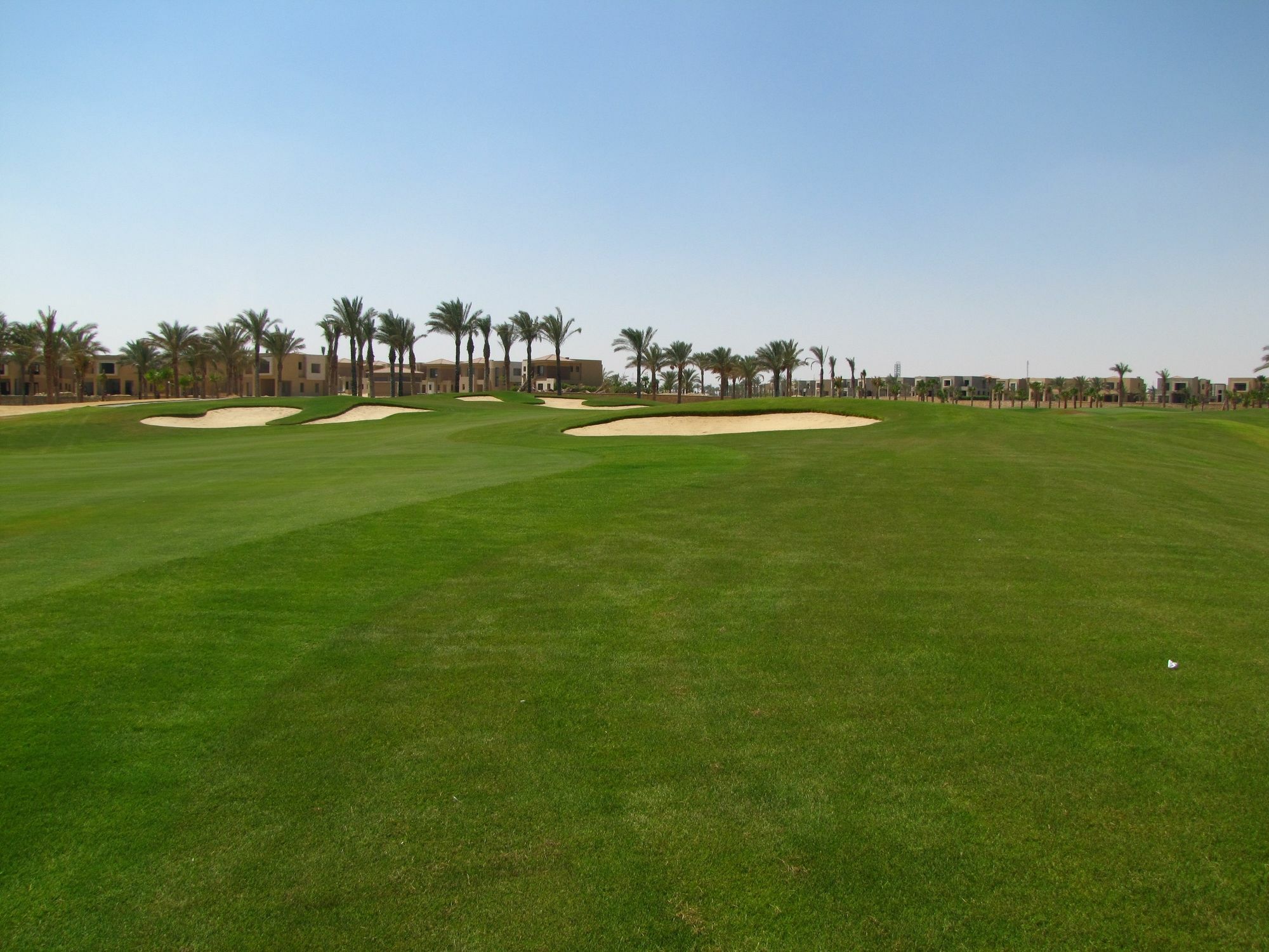 Jaz Little Venice Golf Resort Ain Sukhna Bagian luar foto Golf course at the Pyramids Club