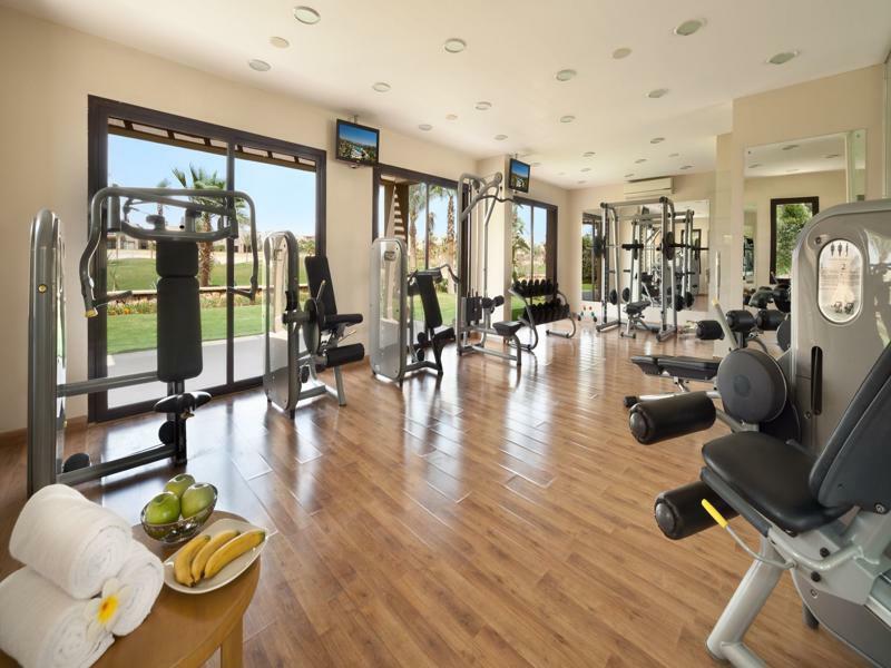 Jaz Little Venice Golf Resort Ain Sukhna Bagian luar foto The gym at the resort